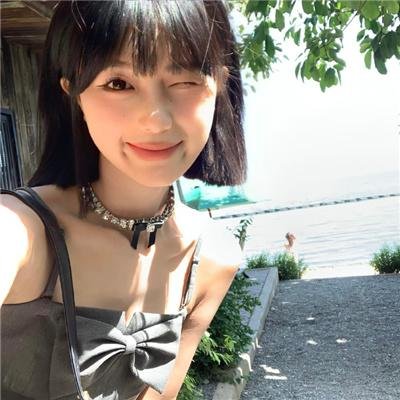 女友日